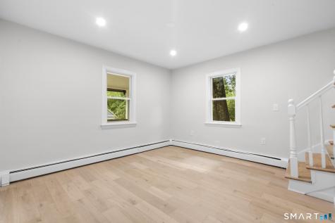 30 Barbara Avenue East Hampton CT 06424