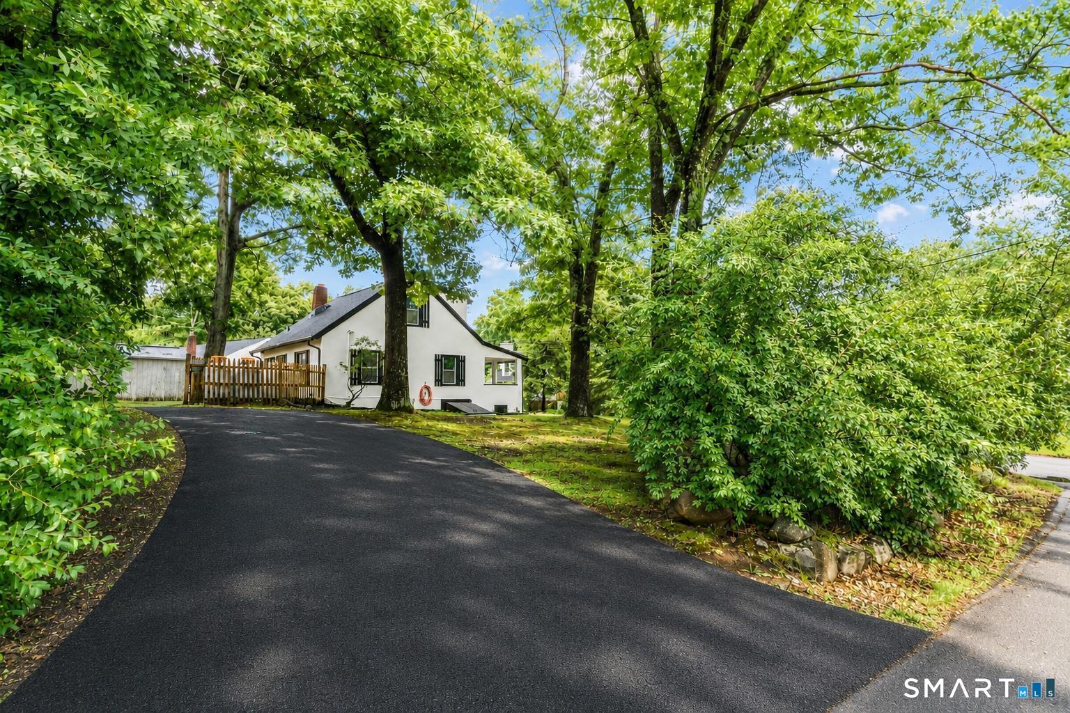 30 Barbara Avenue East Hampton CT 06424