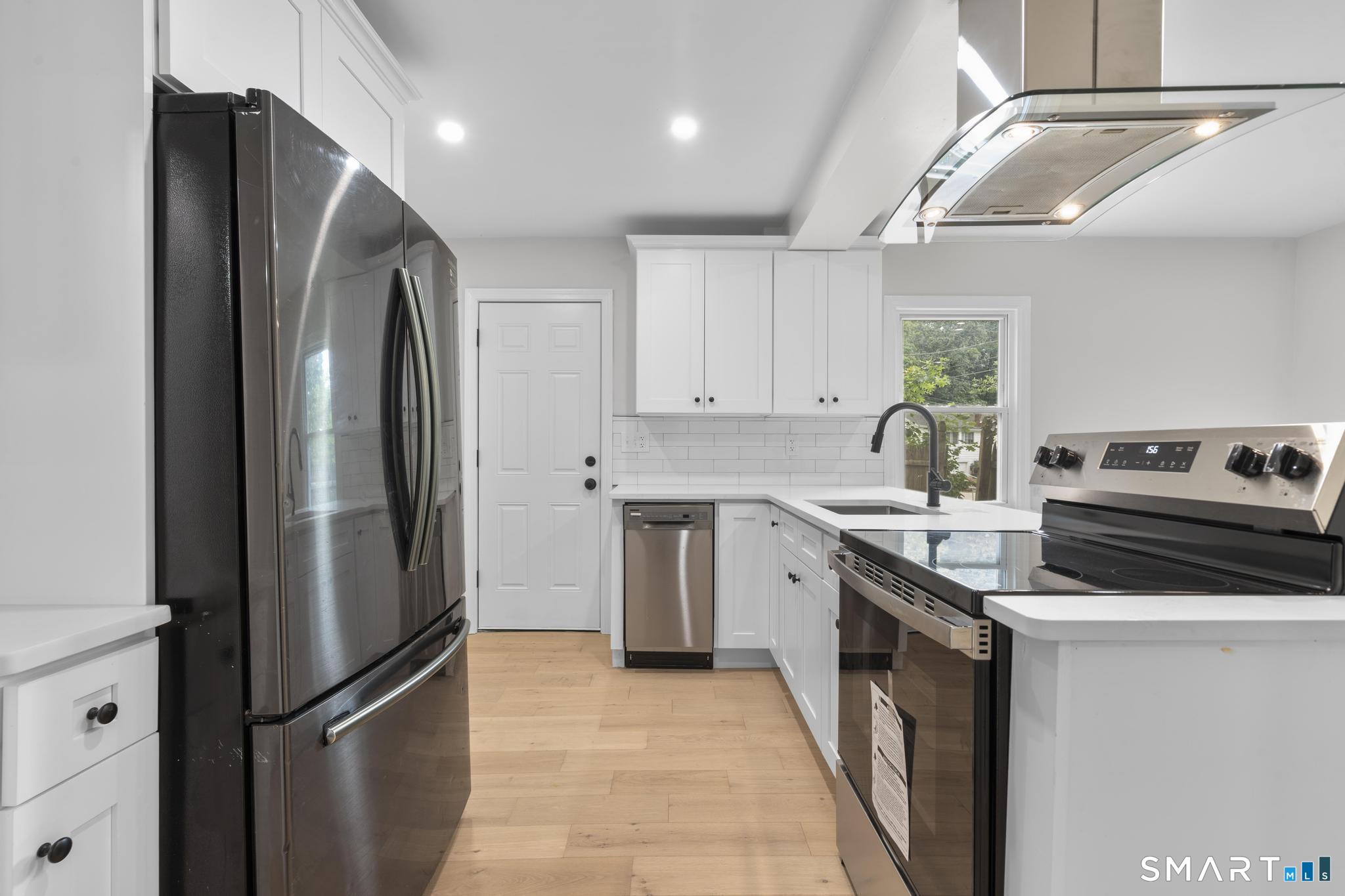 30 Barbara Avenue East Hampton CT 06424