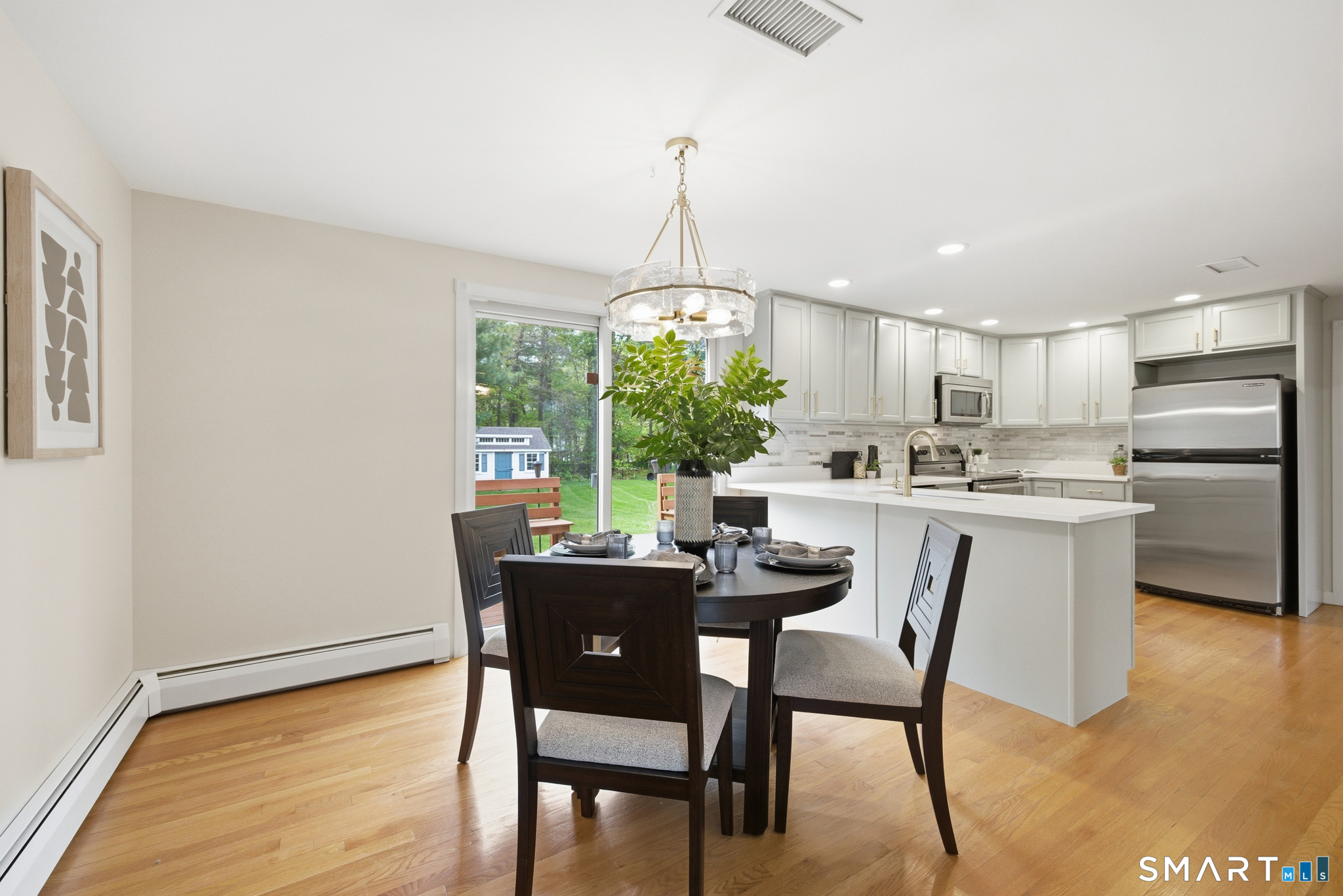 20 Abbe Road Enfield CT 06082