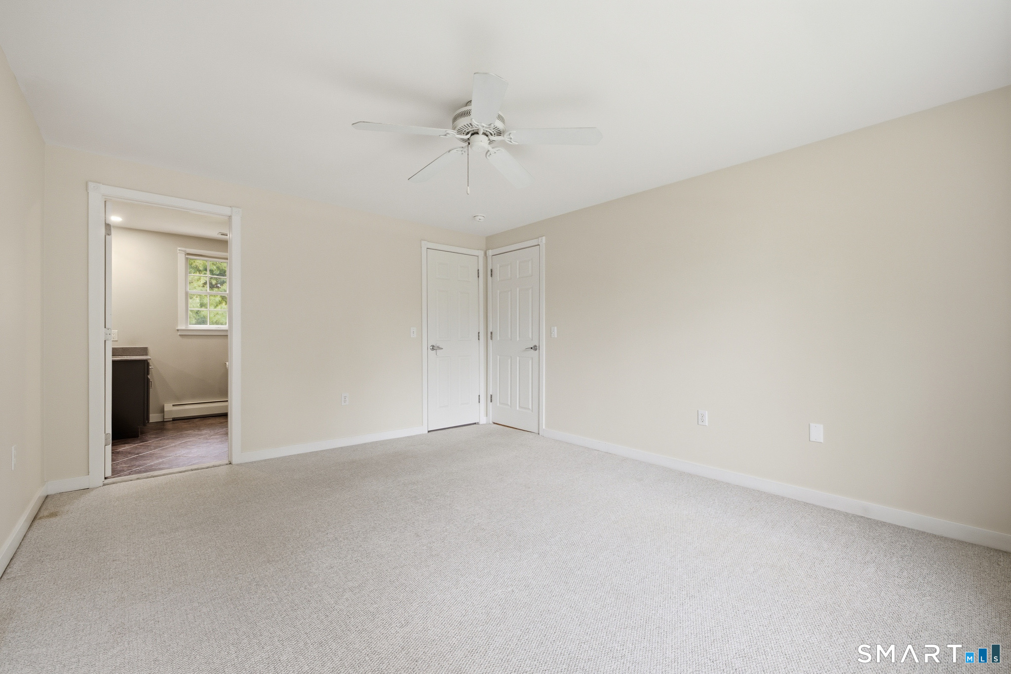 20 Abbe Road Enfield CT 06082