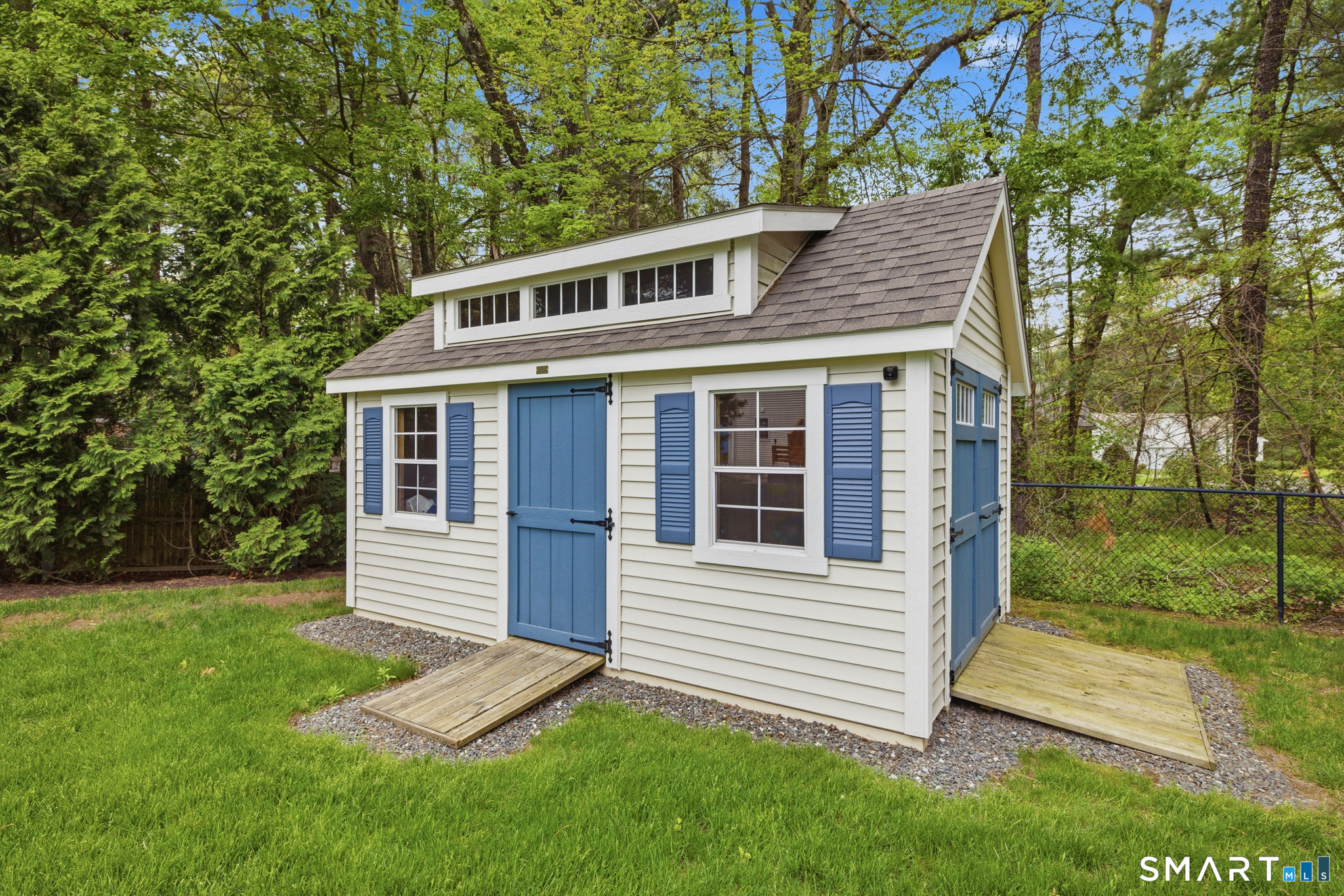 20 Abbe Road Enfield CT 06082