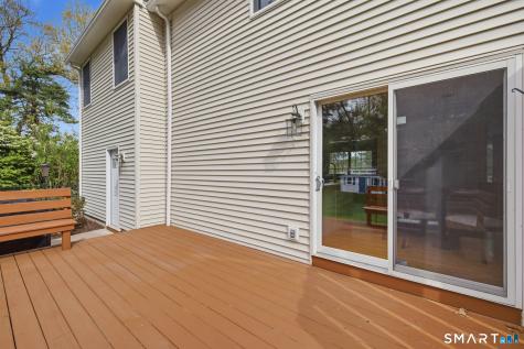 20 Abbe Road Enfield CT 06082