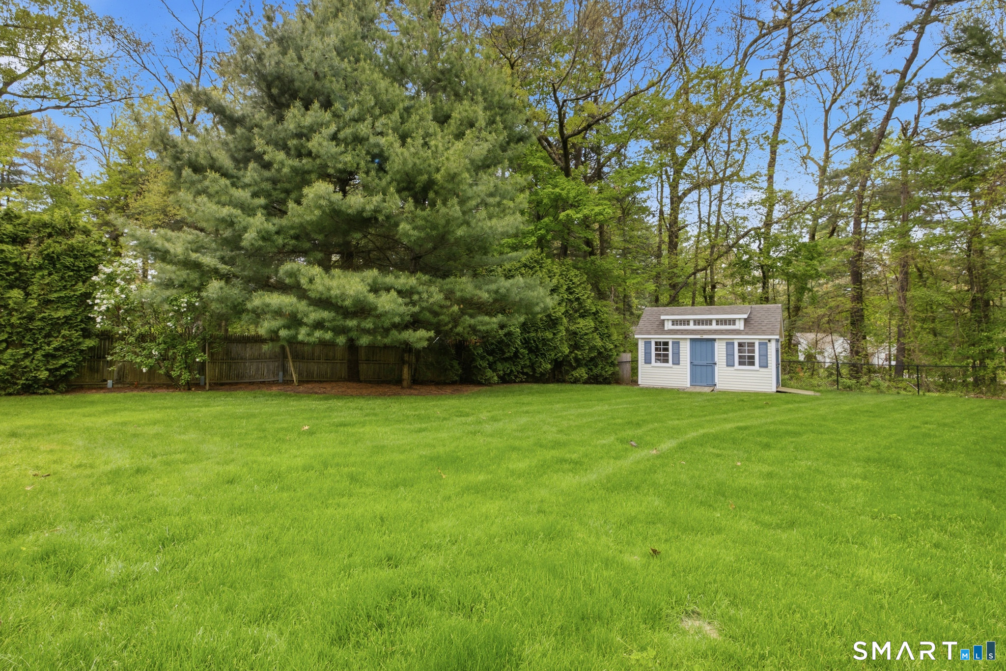 20 Abbe Road Enfield CT 06082