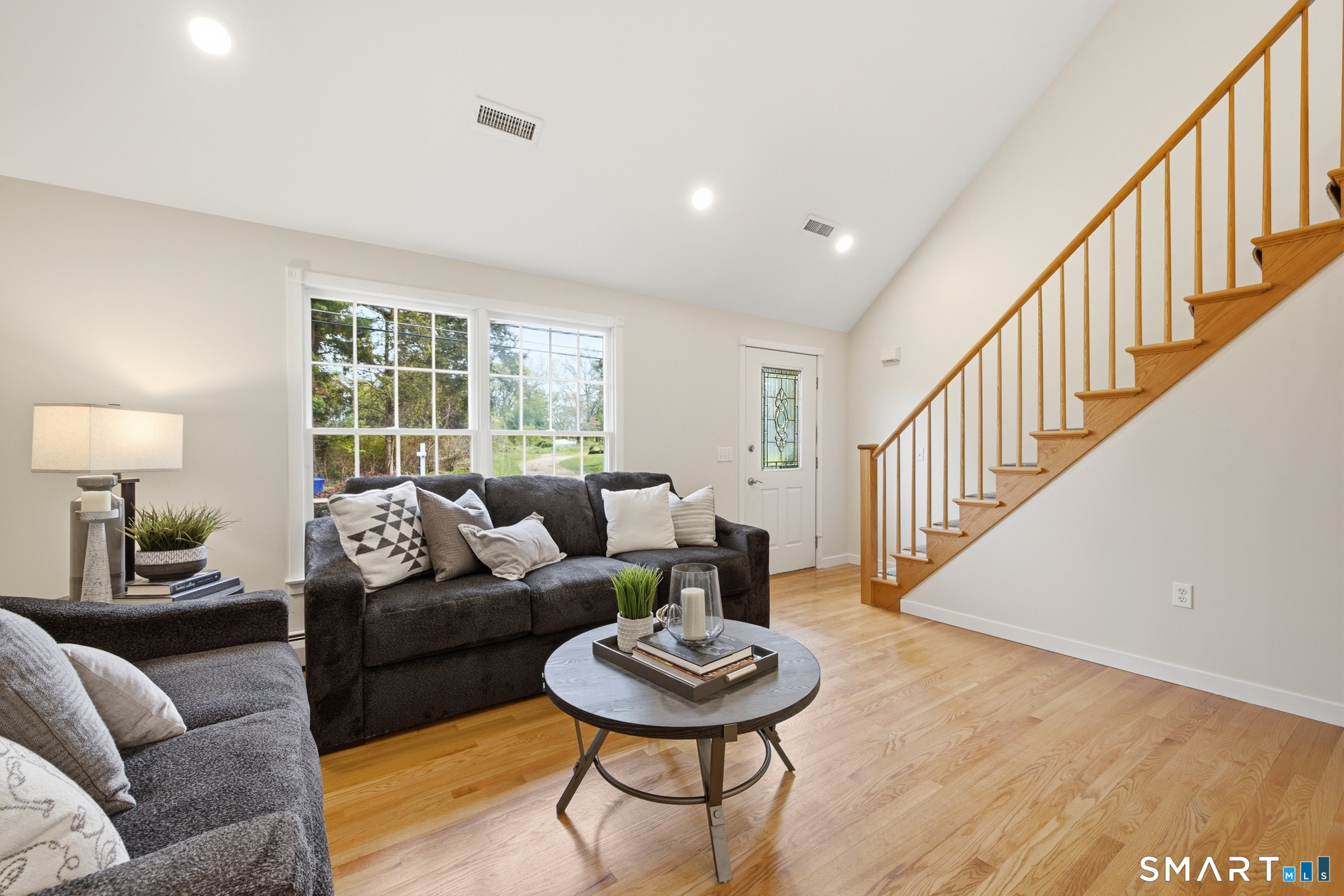 20 Abbe Road Enfield CT 06082