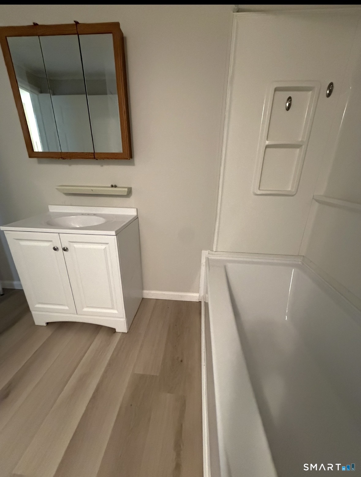 28 Nashua Street Norwich CT 06360