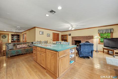 148-B Putnam Park Road Bethel CT 06801