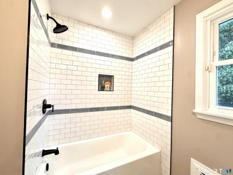 17 Jones Court Norwich CT 06360