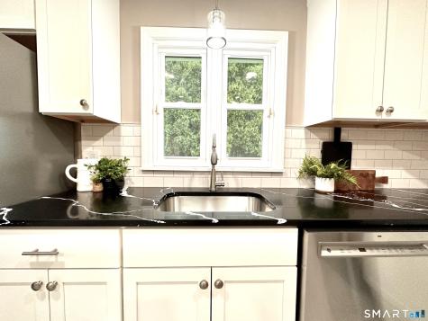 17 Jones Court Norwich CT 06360