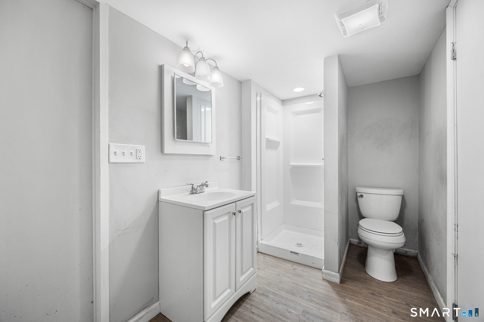 24 Diamond Avenue Bethel CT 06801