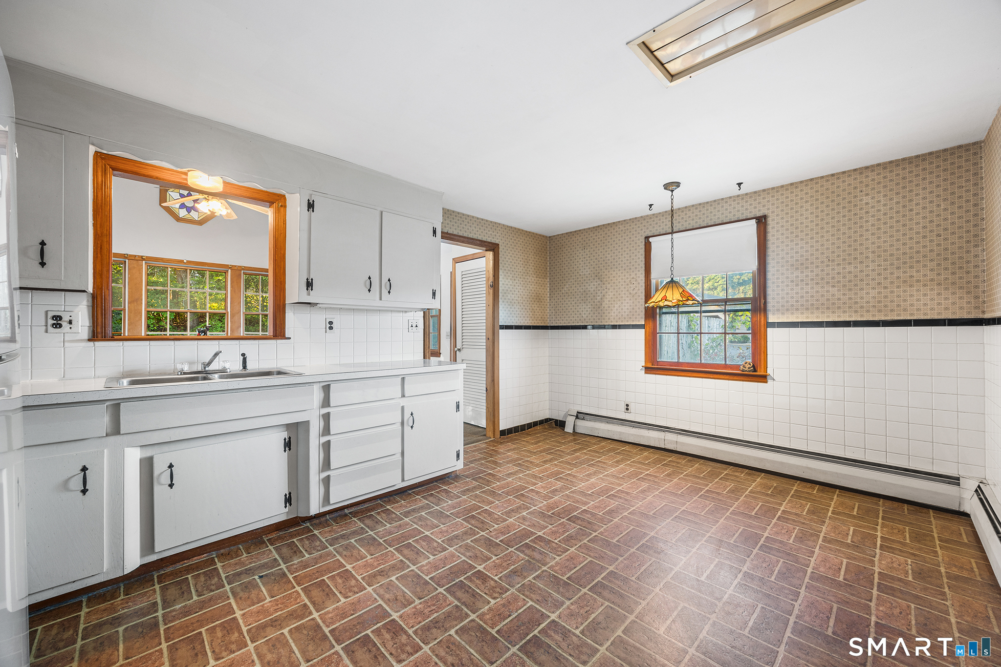 24 Diamond Avenue Bethel CT 06801