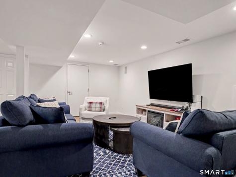 6 Nyselius Place Stamford CT 06905