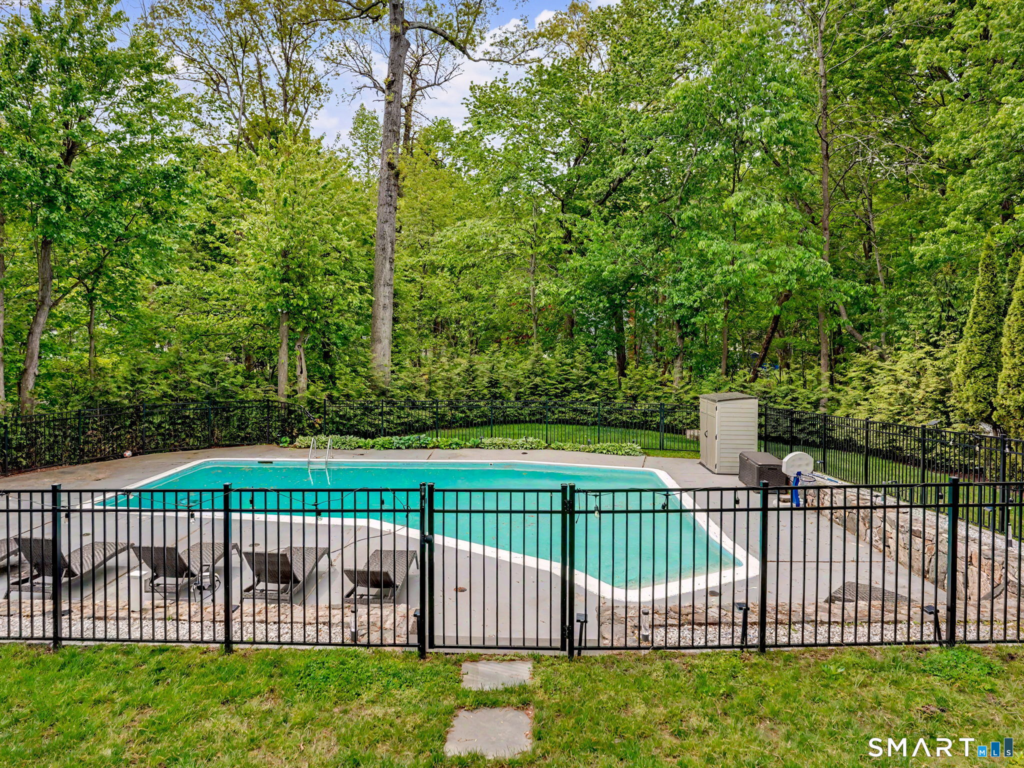 6 Nyselius Place Stamford CT 06905