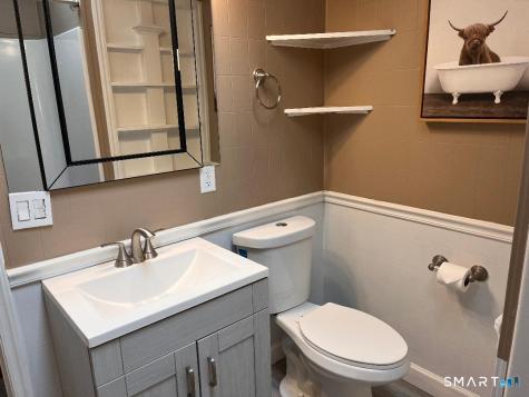 37 Hartman Avenue East Haven CT 06512