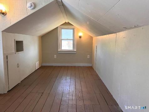 37 Hartman Avenue East Haven CT 06512