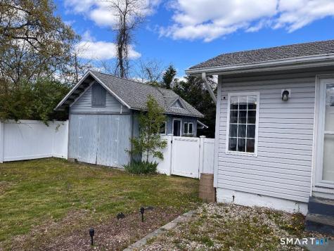 37 Hartman Avenue East Haven CT 06512