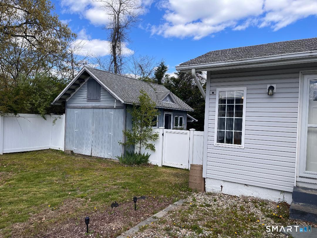 37 Hartman Avenue East Haven CT 06512