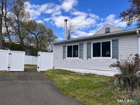 37 Hartman Avenue East Haven CT 06512