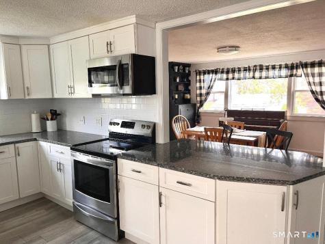 37 Hartman Avenue East Haven CT 06512