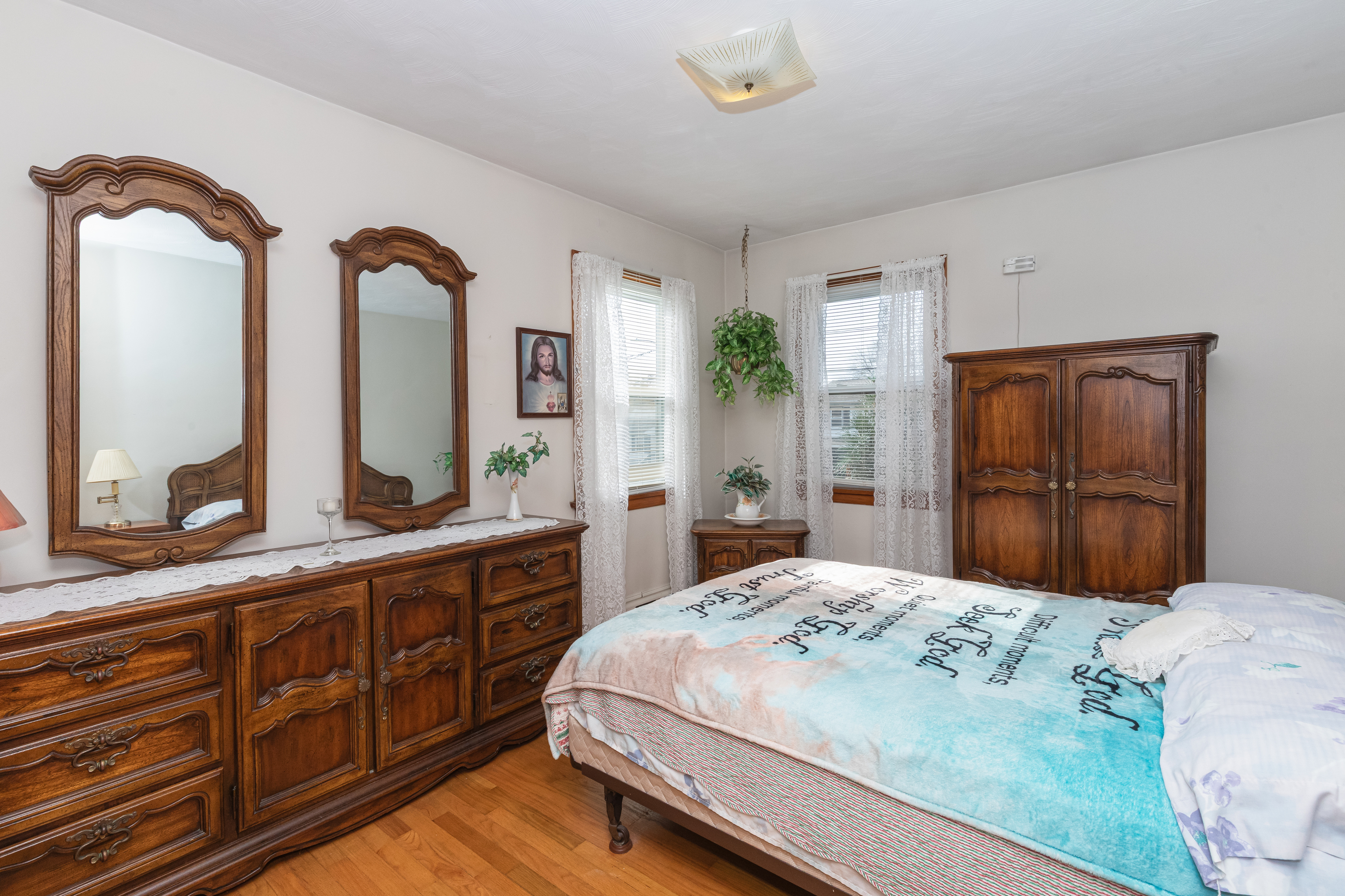 68 Valentino Drive Waterbury CT 06704