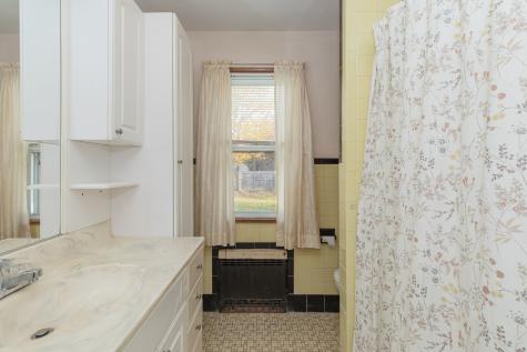 68 Valentino Drive Waterbury CT 06704