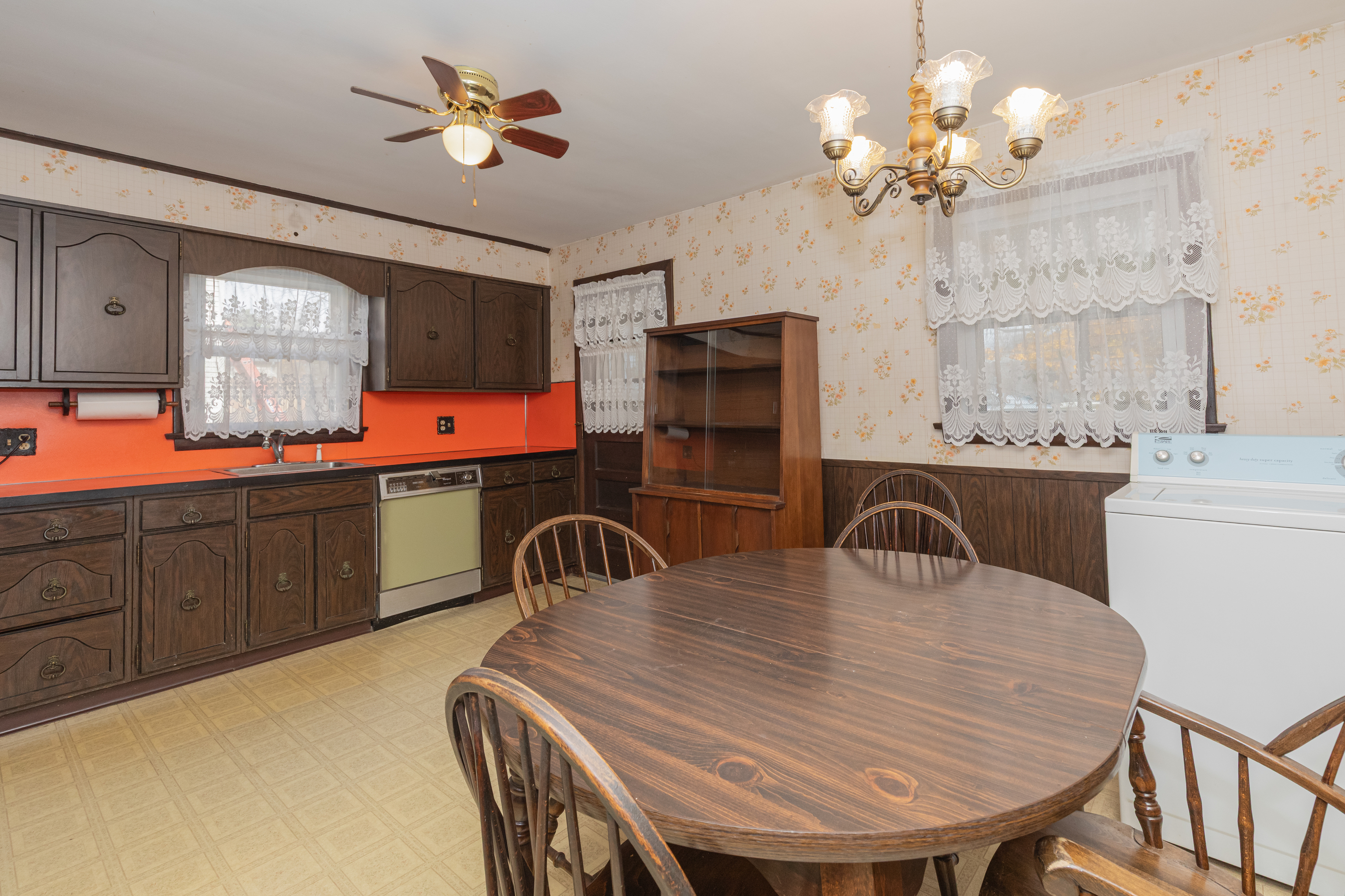 68 Valentino Drive Waterbury CT 06704