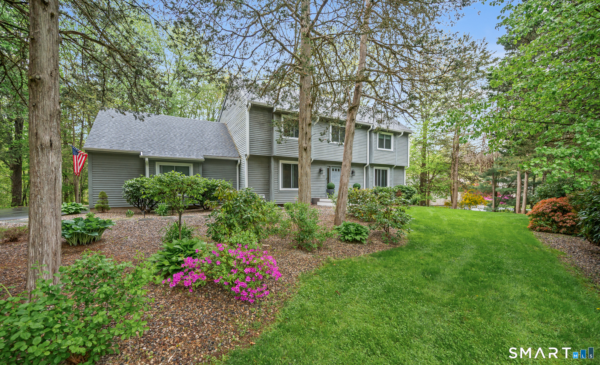 22 Walts Hill Bloomfield CT 06002