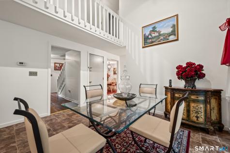 22 Walts Hill Bloomfield CT 06002
