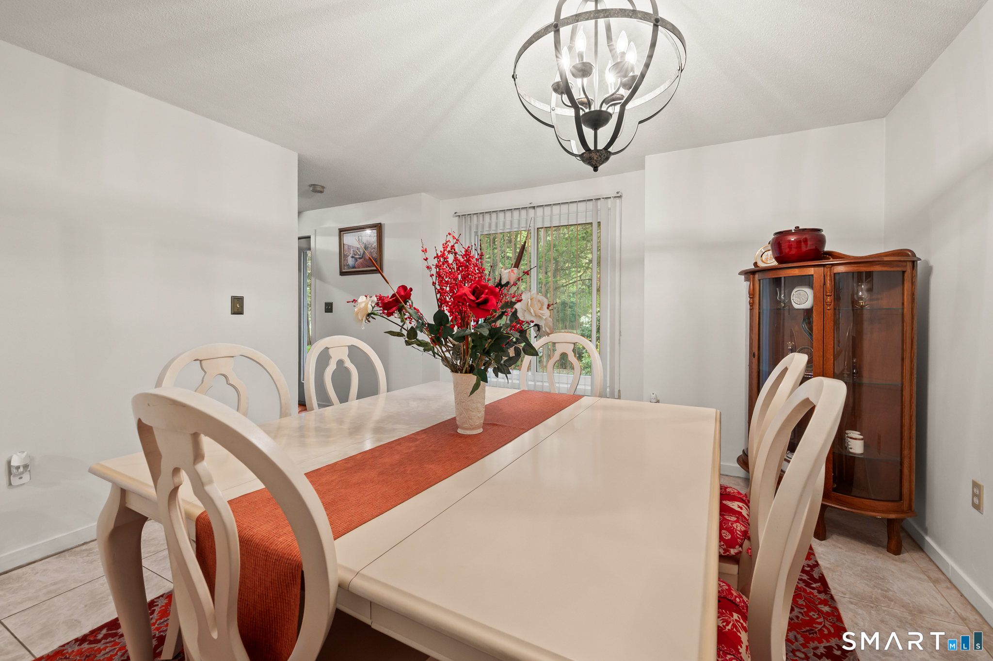 22 Walts Hill Bloomfield CT 06002