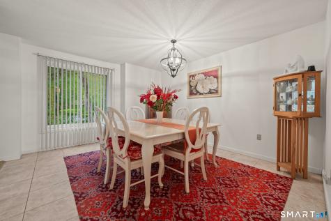 22 Walts Hill Bloomfield CT 06002