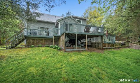 22 Walts Hill Bloomfield CT 06002