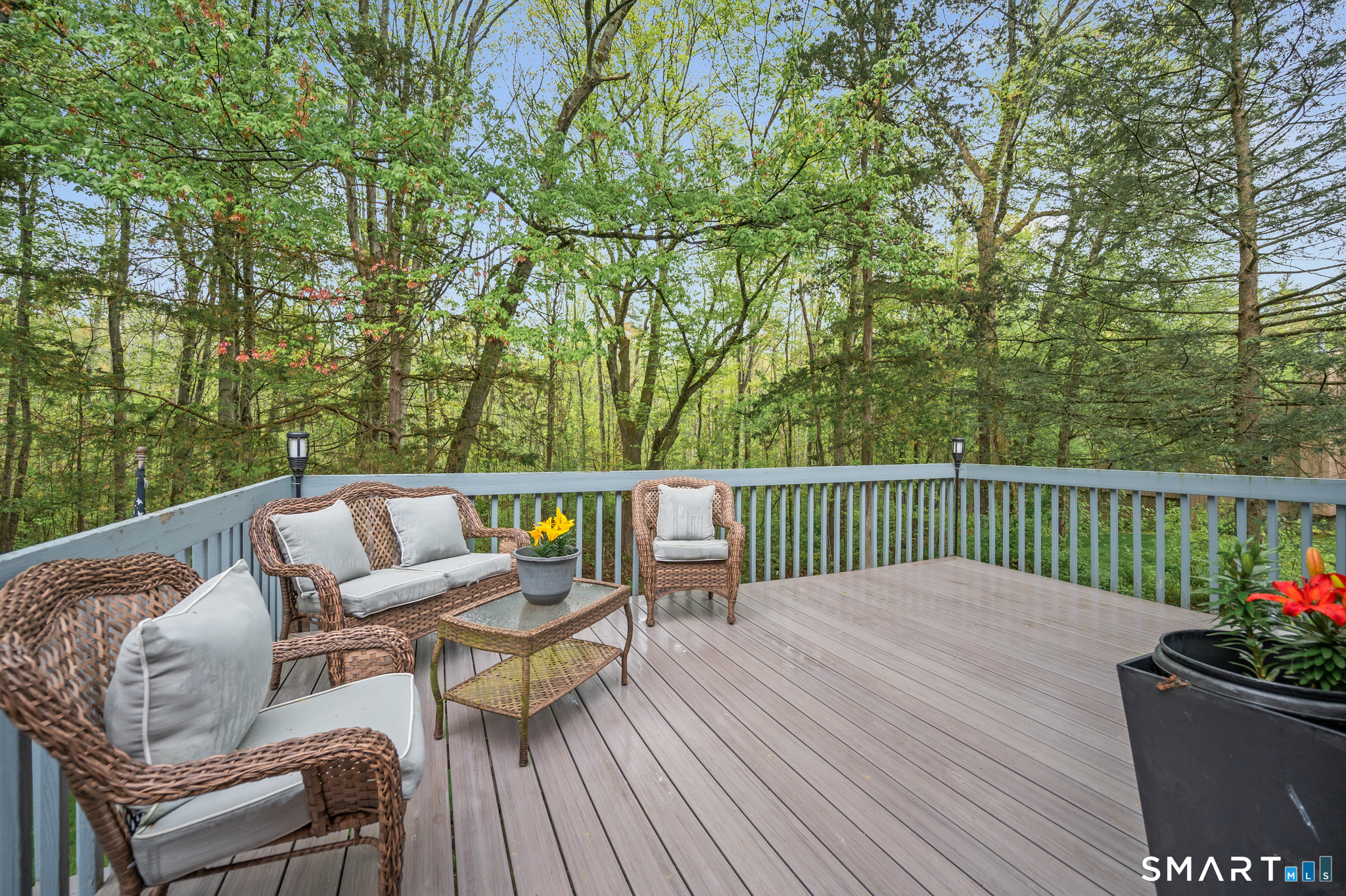 22 Walts Hill Bloomfield CT 06002