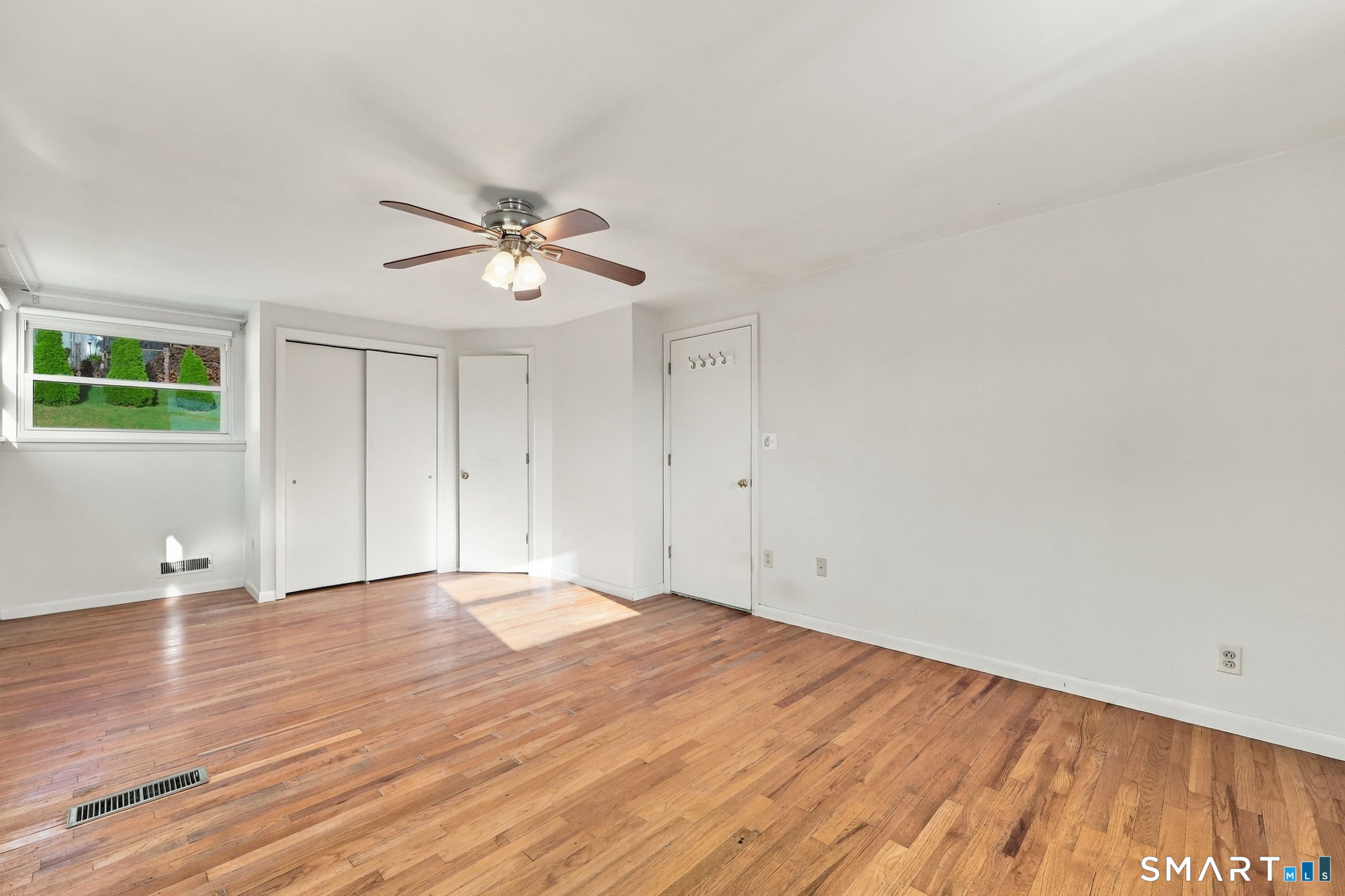10 Thomas Street South Windsor CT 06074