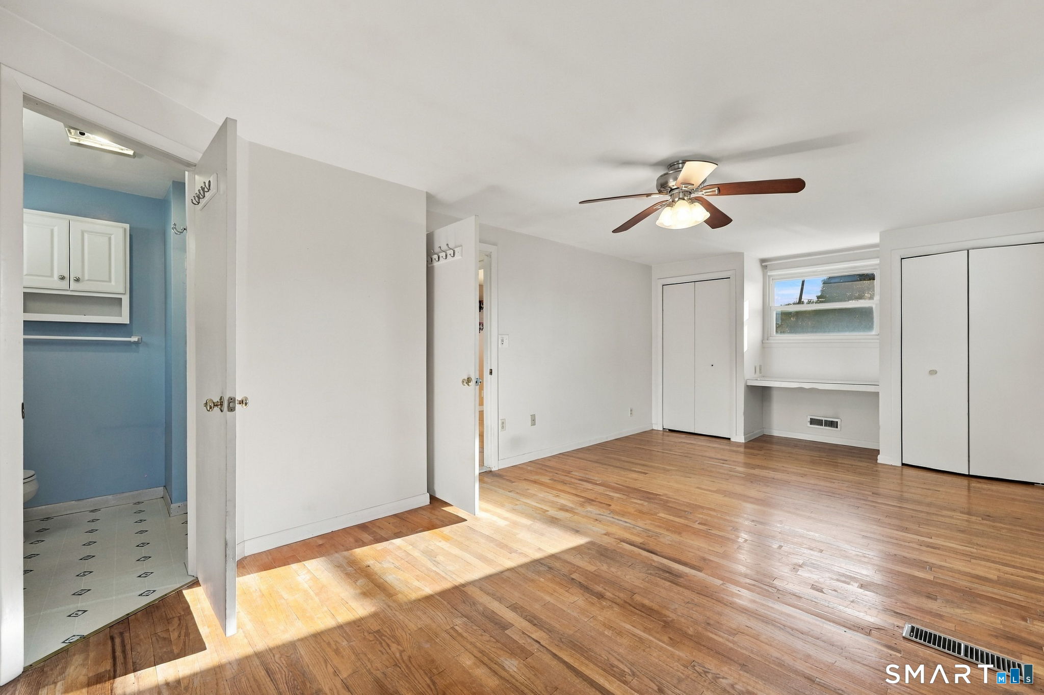 10 Thomas Street South Windsor CT 06074