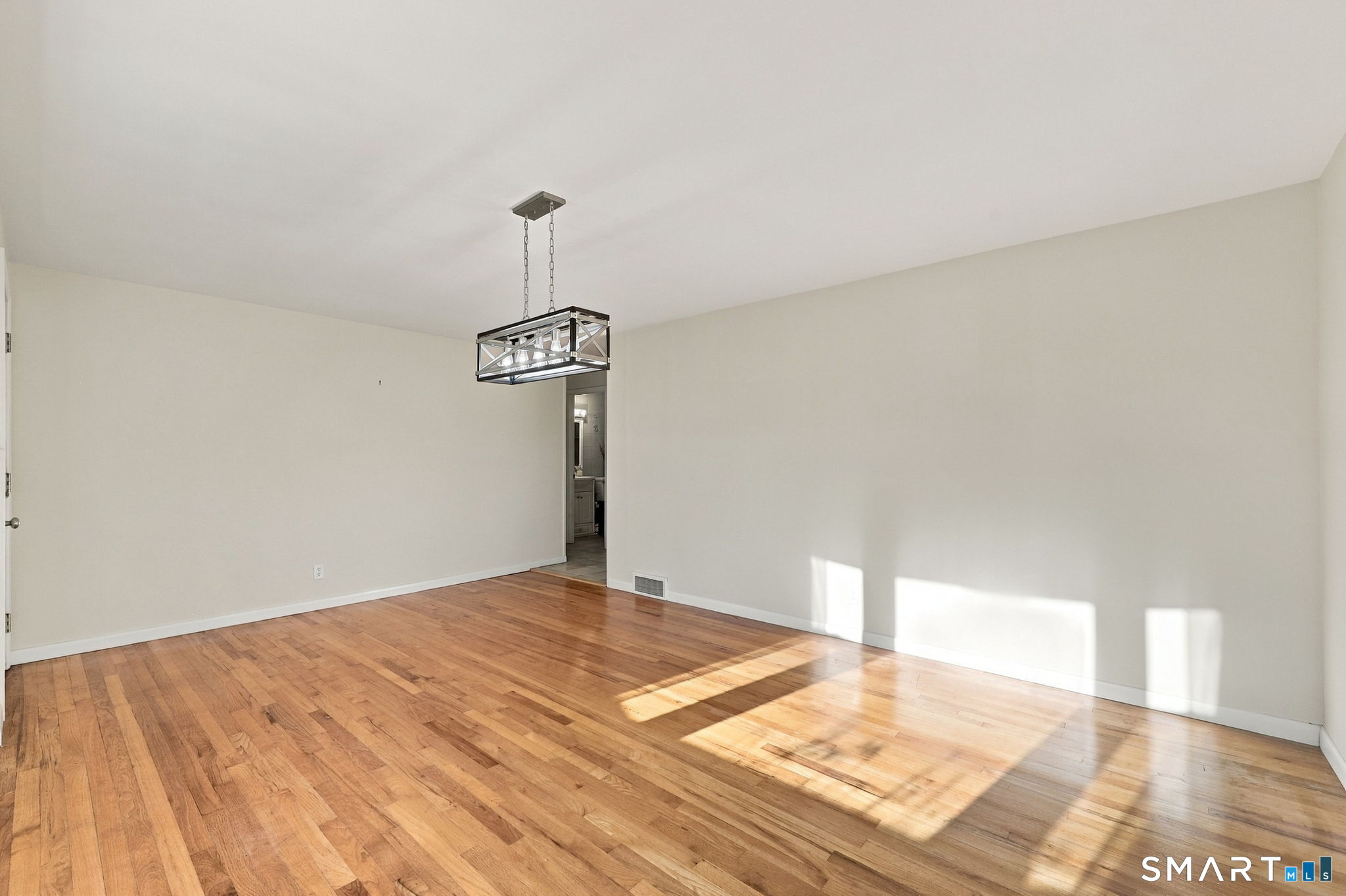 10 Thomas Street South Windsor CT 06074