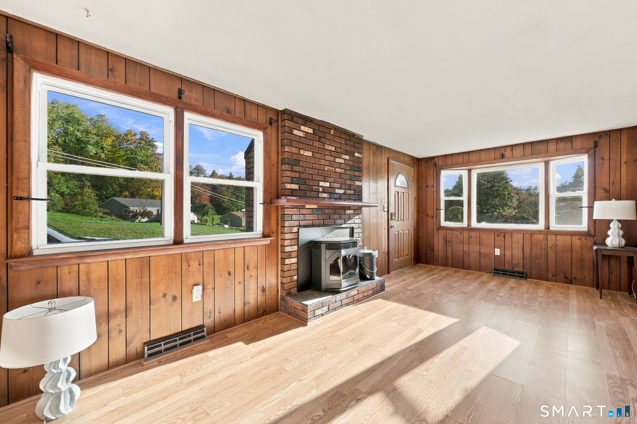 10 Thomas Street South Windsor CT 06074