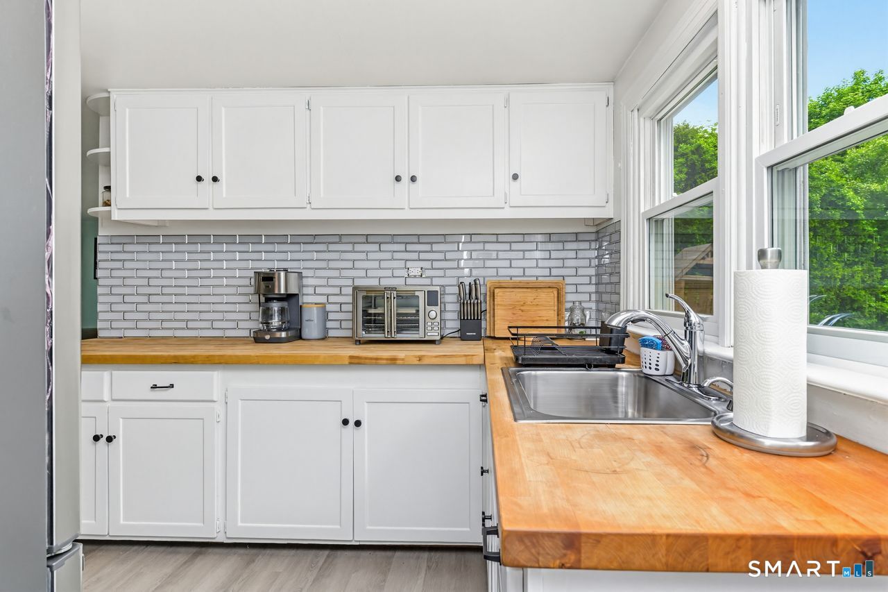 13 Miner Avenue Waterford CT 06385