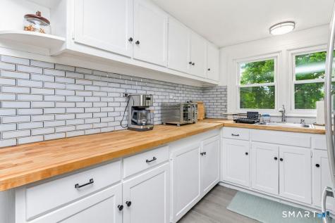 13 Miner Avenue Waterford CT 06385