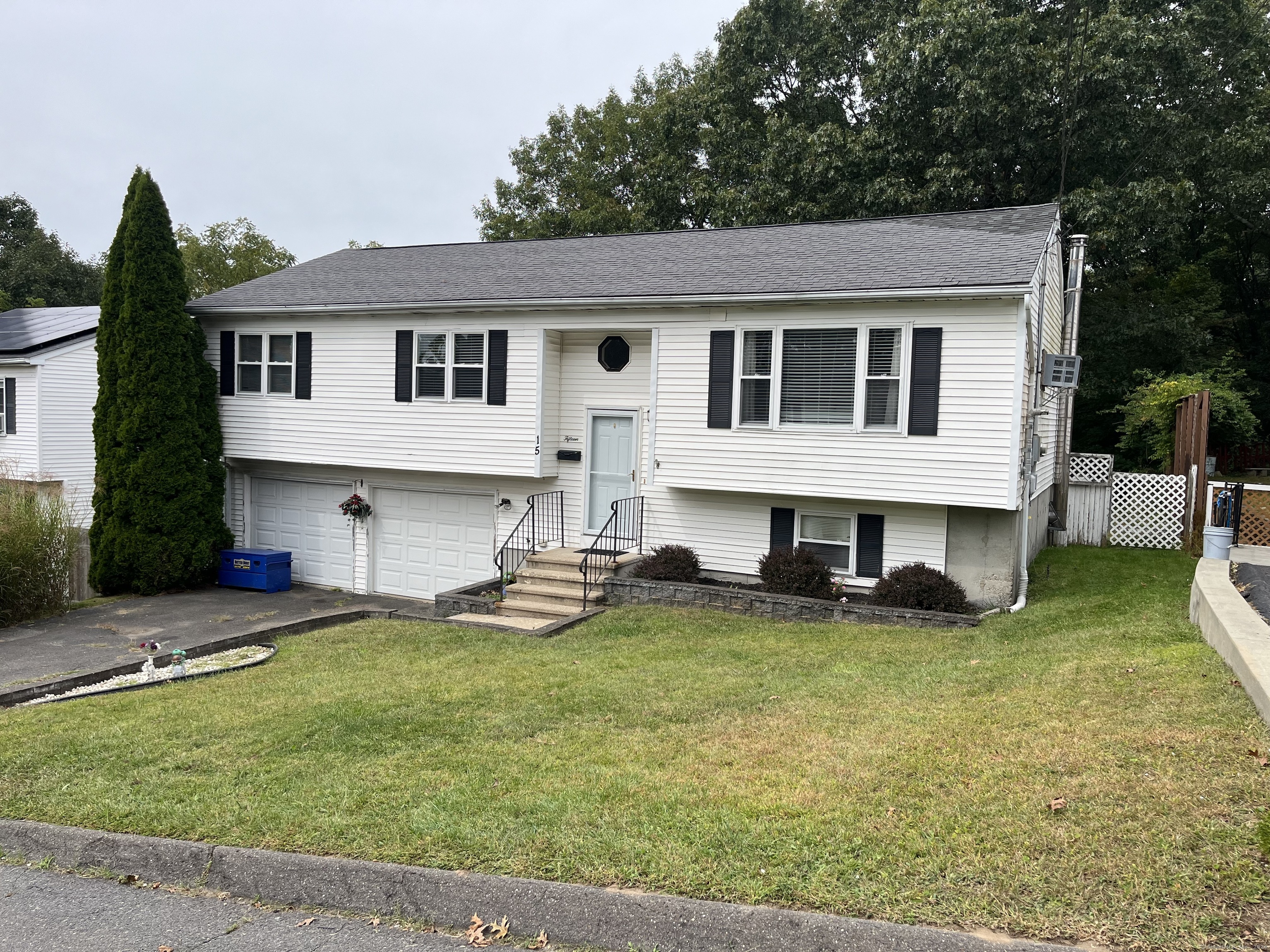 15 Oliver Avenue Waterbury CT 06705