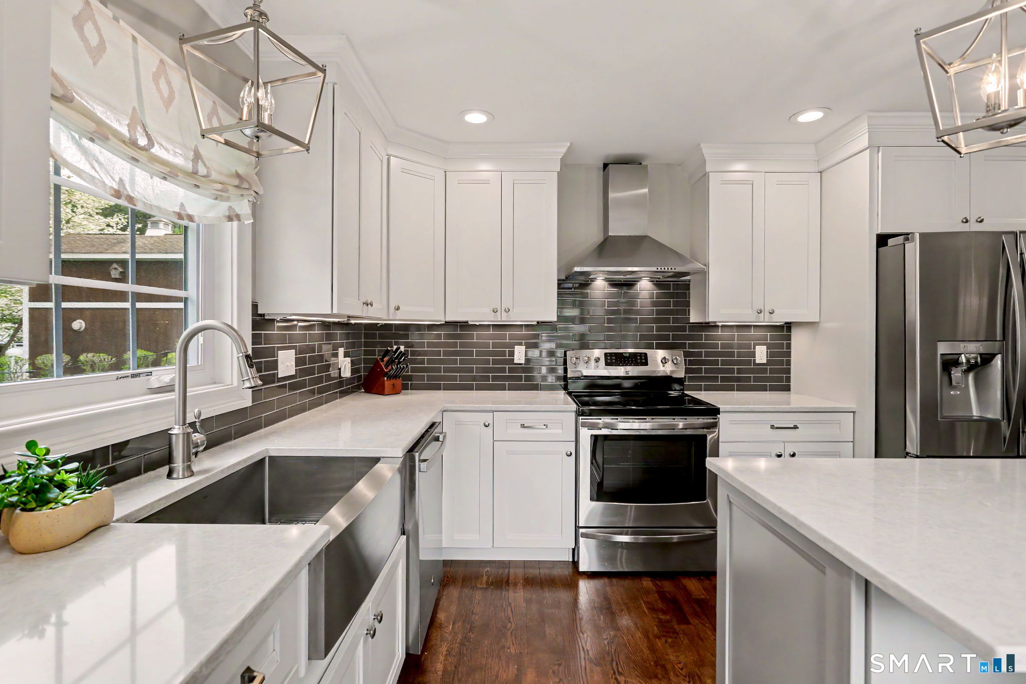 125 Pepperidge Circle Fairfield CT 06824
