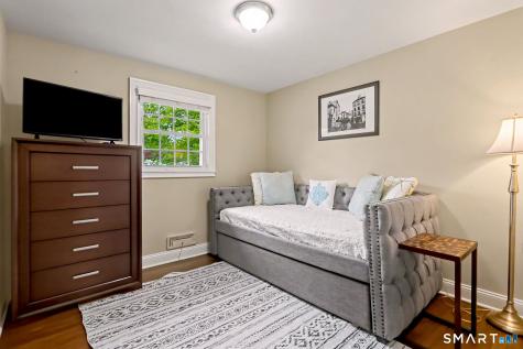 125 Pepperidge Circle Fairfield CT 06824