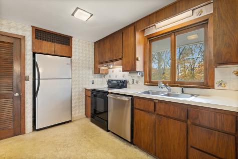 12 Butler Road Manchester CT 06042