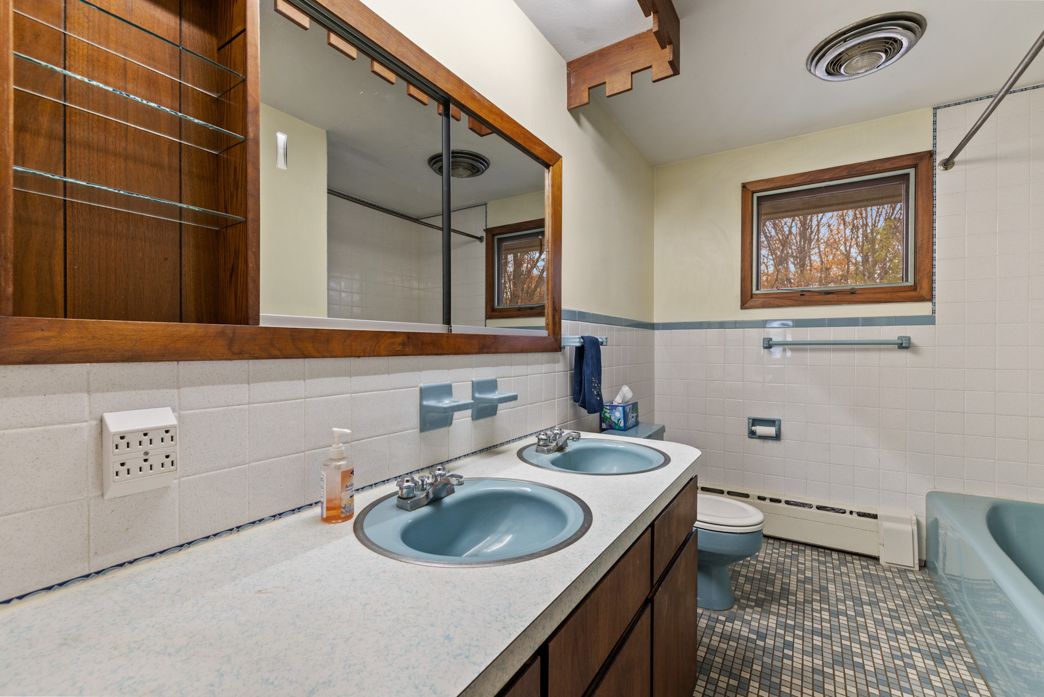 12 Butler Road Manchester CT 06042