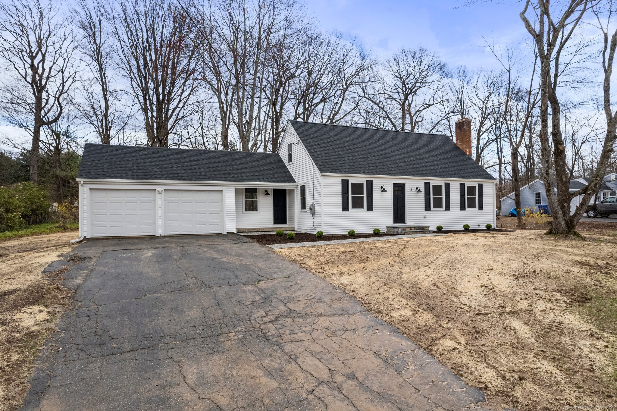 3 Julie Lane Bloomfield CT 06002