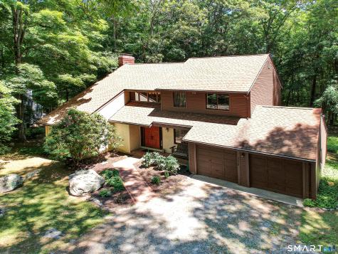 320 Summer Hill Road Madison CT 06443