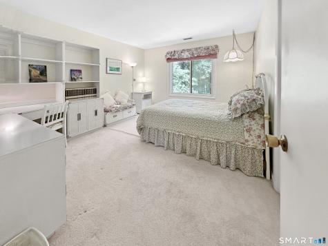 320 Summer Hill Road Madison CT 06443