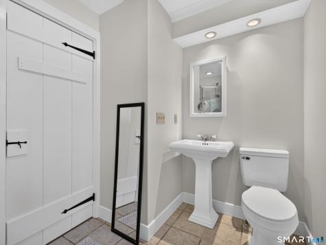 79 Chestnut Hill Road Killingworth CT 06419