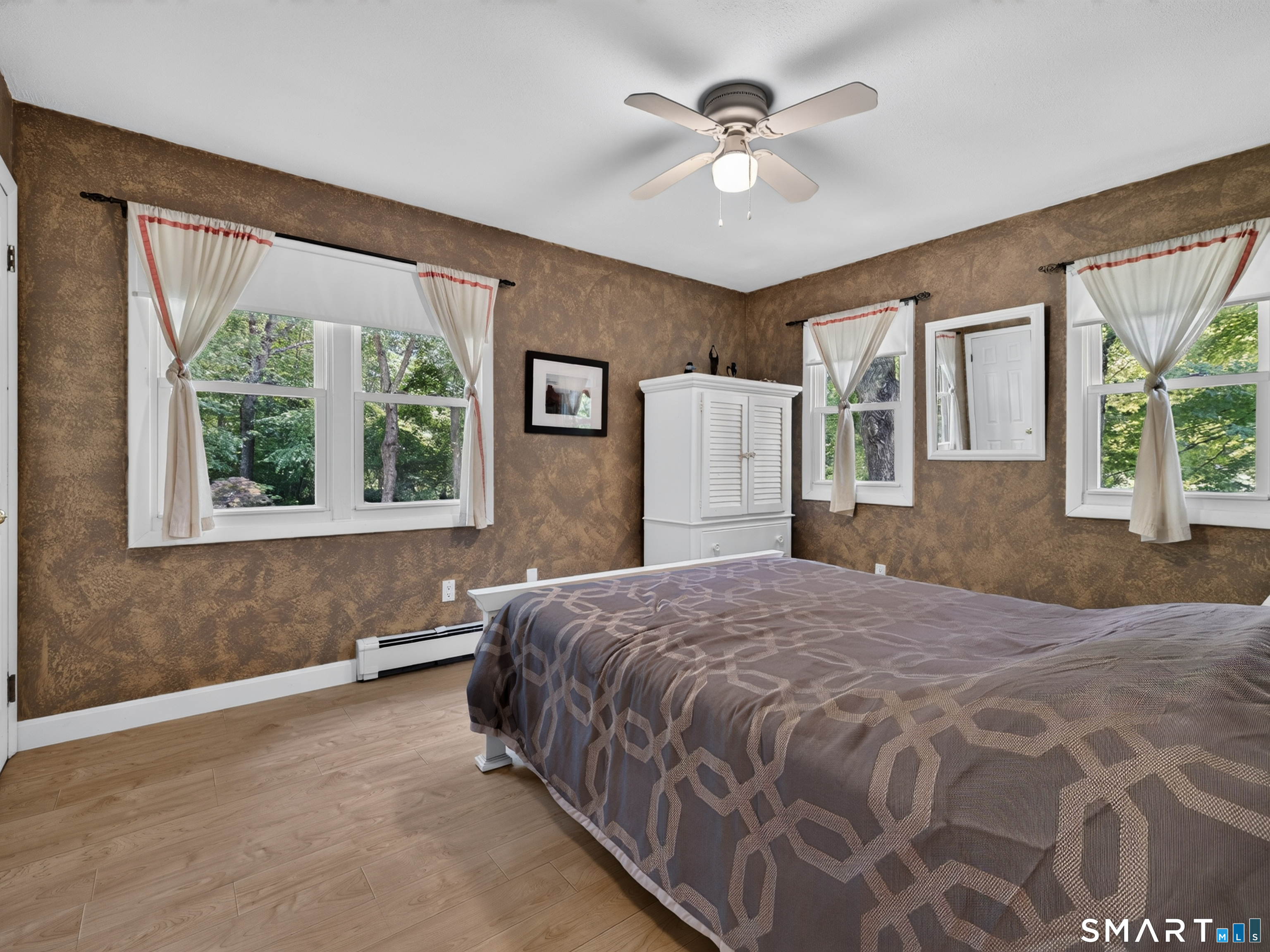 304 Providence New London Turnpike North Stonington CT 06359