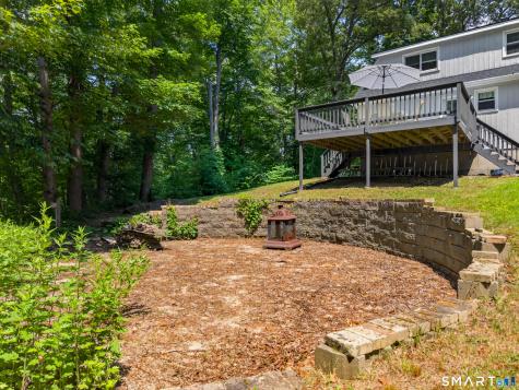 304 Providence New London Turnpike North Stonington CT 06359