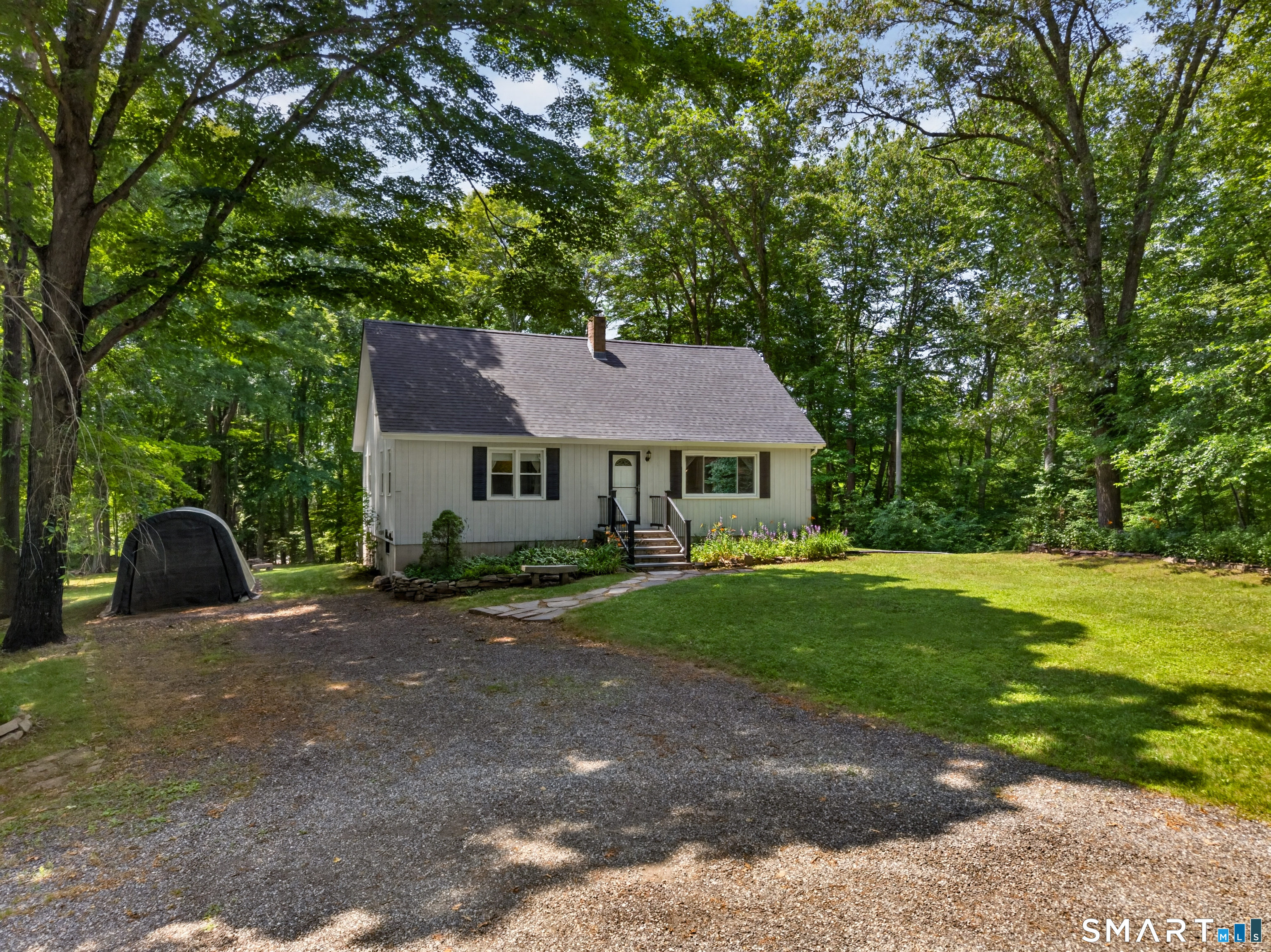 304 Providence New London Turnpike North Stonington CT 06359